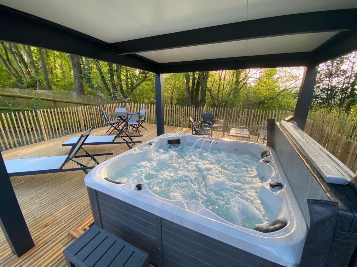 Apartamento Domaine Du Gros Chene - Terrasses Avec Jacuzzis Privatifs Ablon Exterior foto